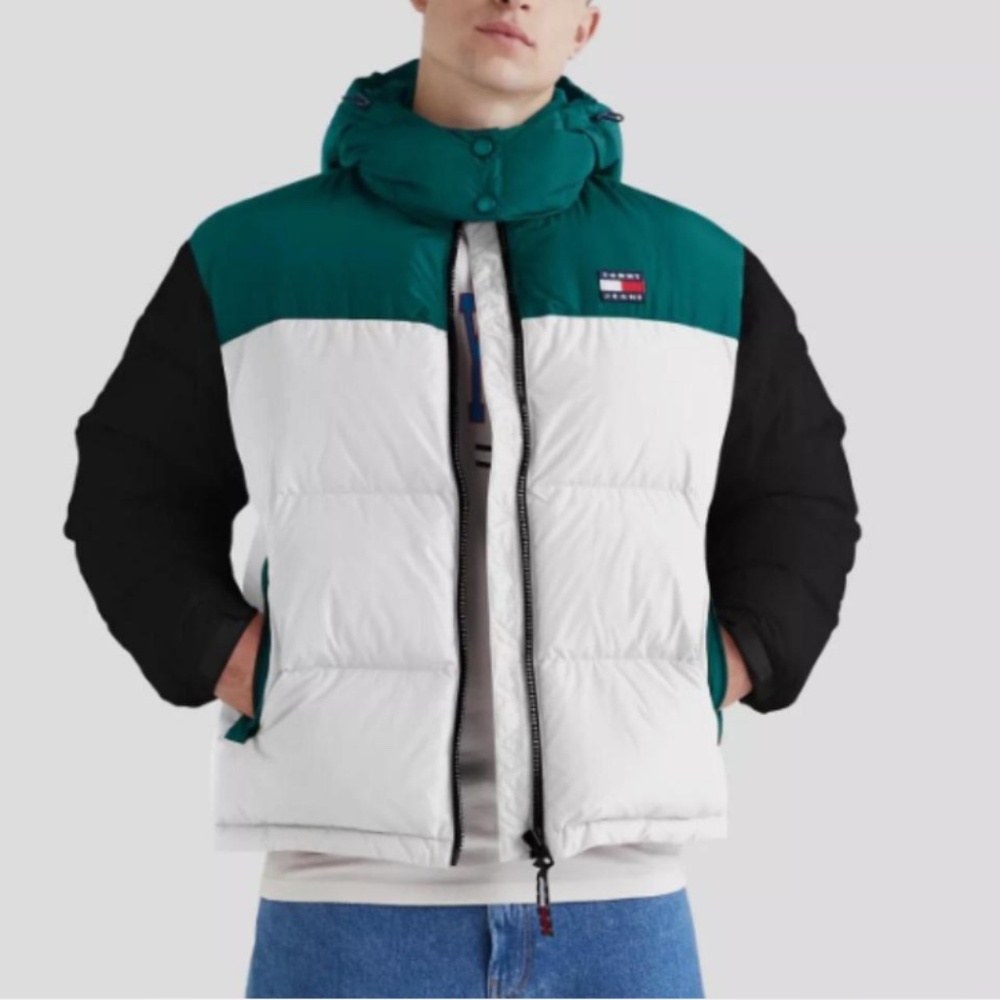 NWOT TOMMY HILFIGER SKII ALASKA INSULATED PUFFER JACKET